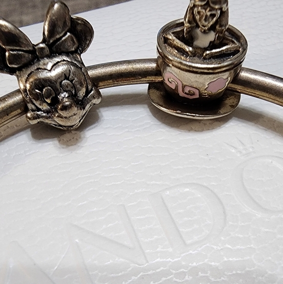 Pandora Moments Bangle with 2 Disney charms bundle size 7 IN - Picture 3 of 9